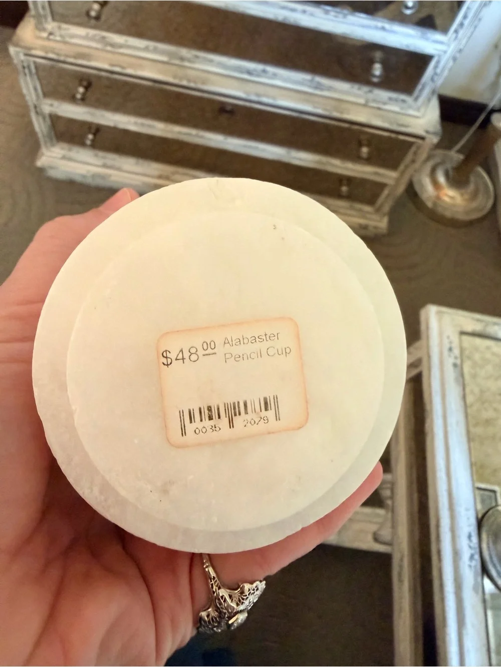 Alabaster pencil cup